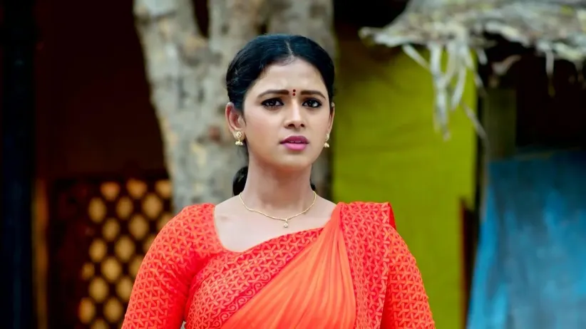 Bangaramma's Assistant Meets Puttakka