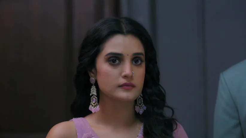 Unnati Denies the Theft Allegation - Jaane Anjaane Hum Mile