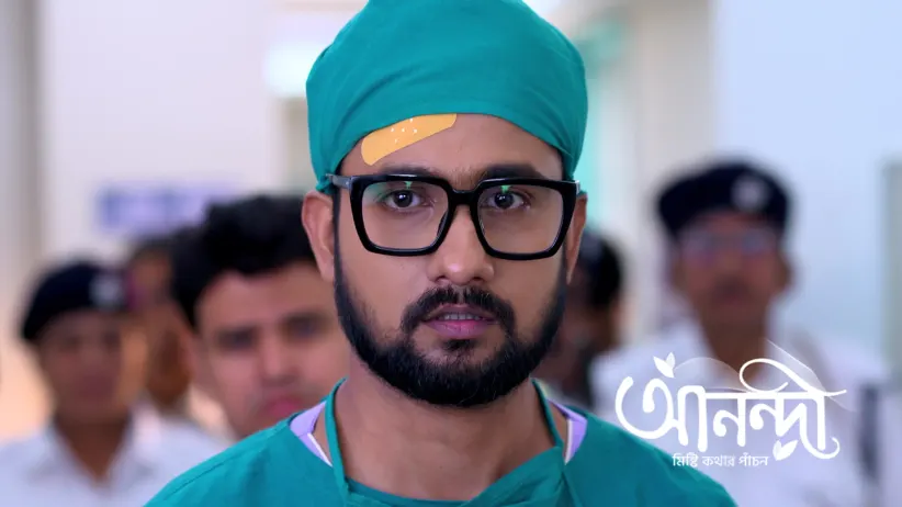 The Clown Sneaks into the Lahiri House