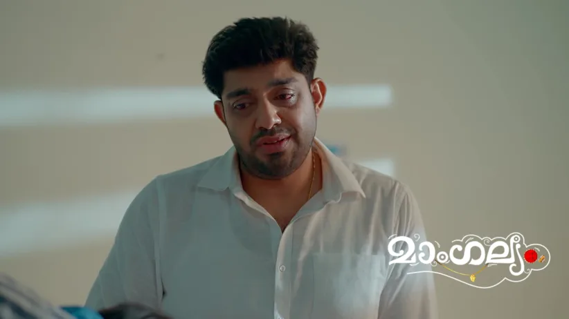 Samvritha Asks Gokul to Protect Their Baby