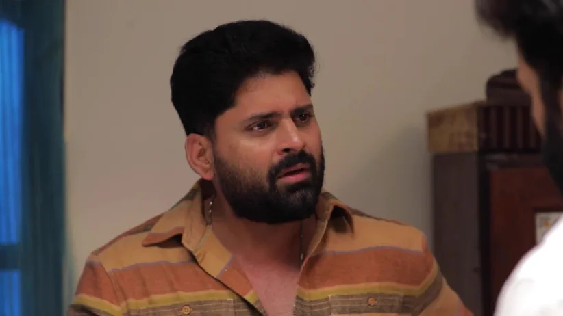 Aadhi Tries to Talk to Saravanan - Idhayam