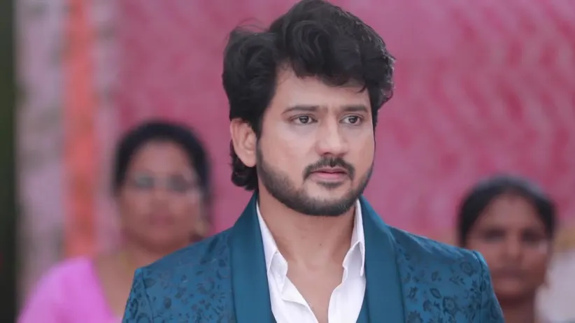 Janakambal Confronts Cibi - Varisu