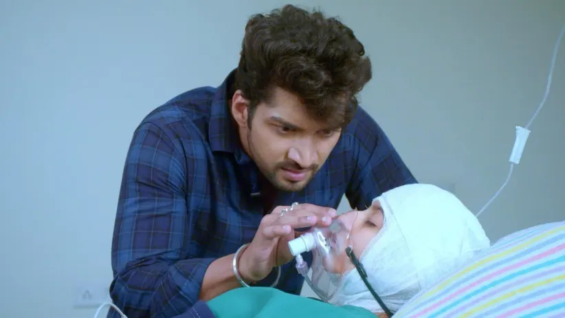Dev Pushes Pavitra off a Building