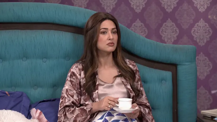 Vibhuti asks Angoori for the Love Tea