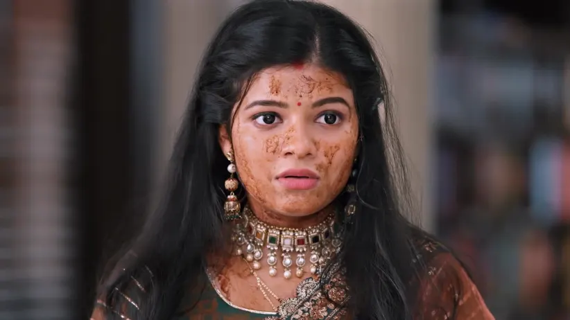 Tara's Friends Taunt Her about Saru - Saru