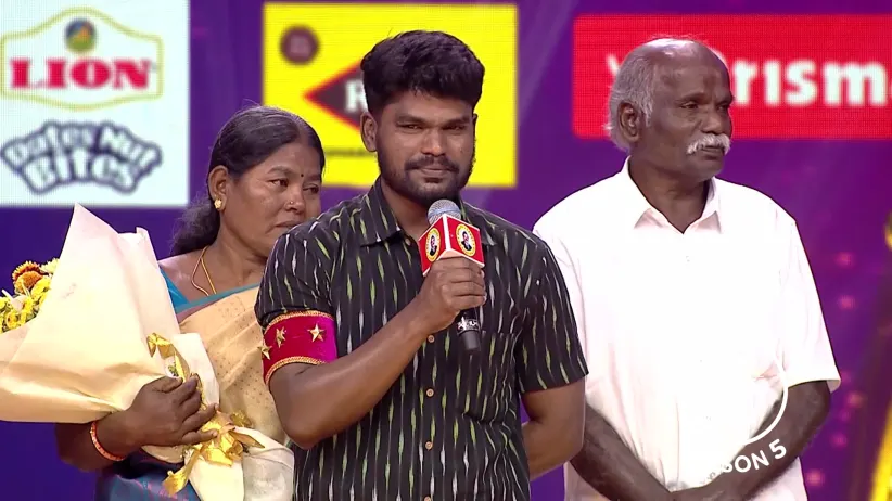 Iniya Gets Emotional