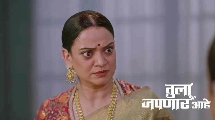 Manjiri Slaps Narmada