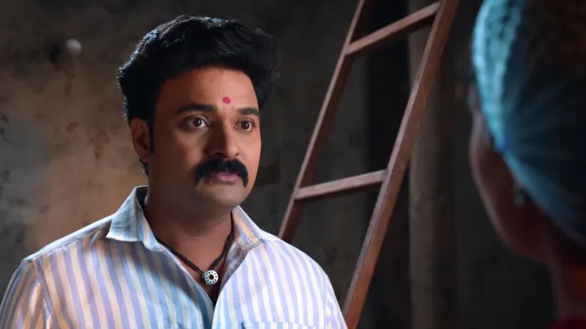 Gopal Asks Aarya about the Attack - Devmanus Madhla Adhyay