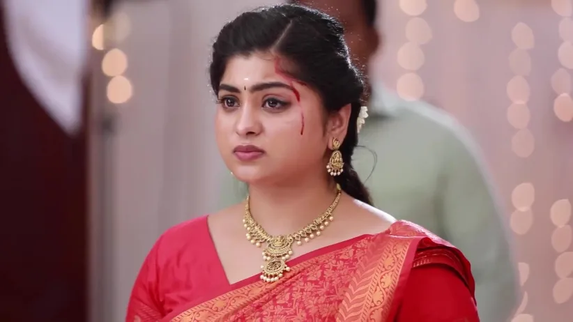 Janakambal Stops Venba from Marrying Cibi