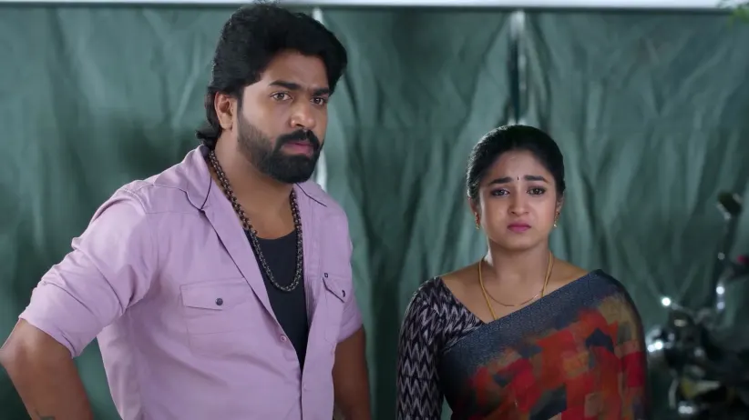 Devaki Misunderstands Indhu - Chinnan Siru Kiliye