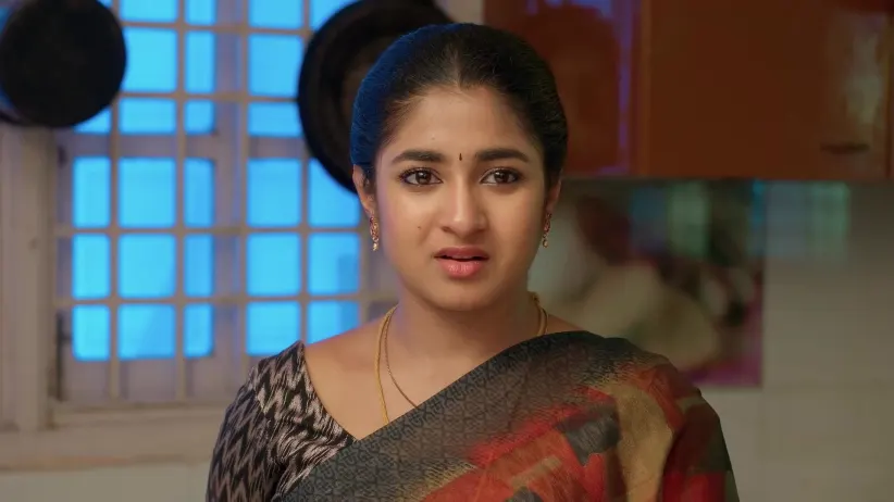 Dheenadayalan Feels Sorry For Indhu - Chinnan Siru Kiliye