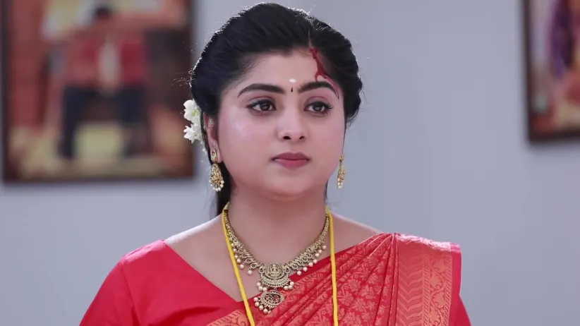 Janakambal Justifies Her Act - Varisu
