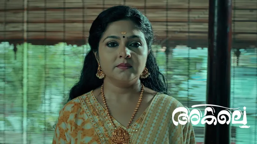Padmavathy Confesses Her Love to Prathapa Varma