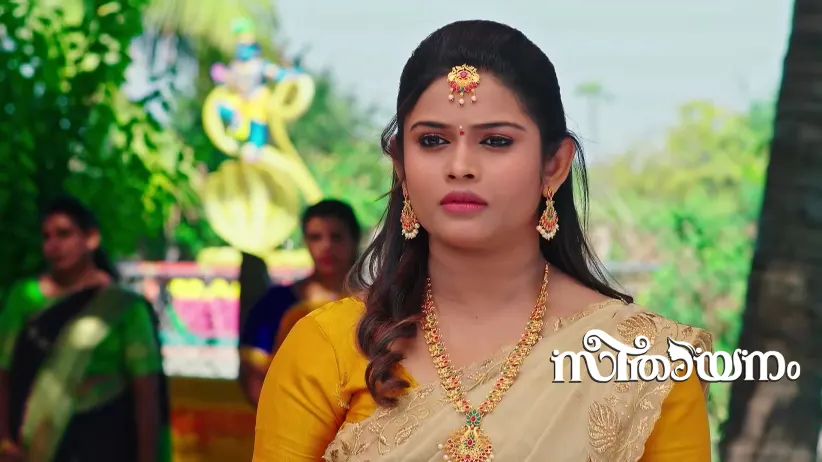 Raghuram Learns about Aadhya's Deed
