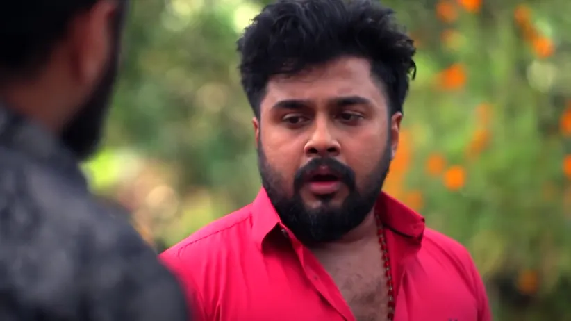 A Heartbroken Vishnu Has a Word with Rohit - Kudumbashree Sharada