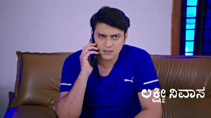 Veena Suspects the Money Found with Santosh