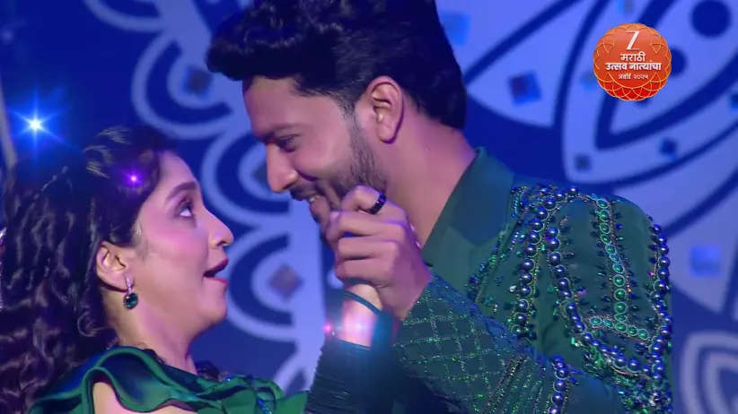 Taarini and Kedar's Romantic Dance - Zee Marathi Awards 2025