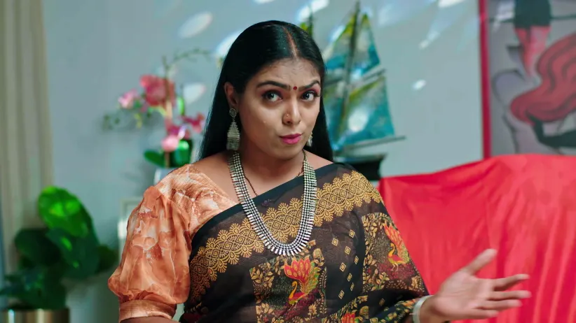 Maya Gives a Spiked Juice to Durga - Naa Ninna Bidalaare - Promo
