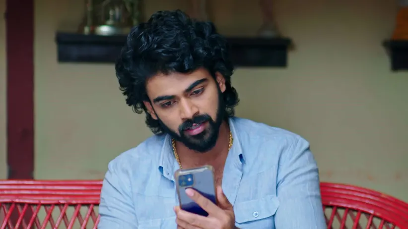 Kanthi Learns about Sneha's Pregnancy - Puttakkana Makkalu - Promo