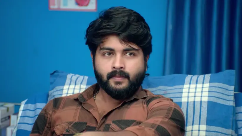 Rathna Argues with Sethupathi