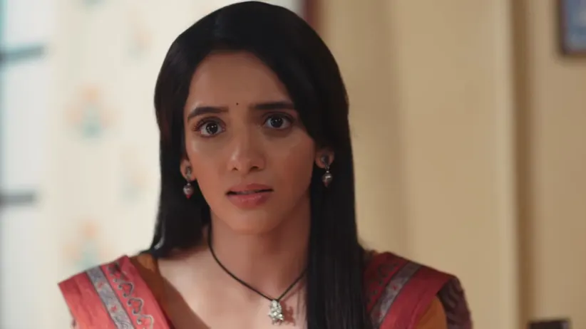 Will Shivay Be Able to Reach His Father? - Jagadhatri