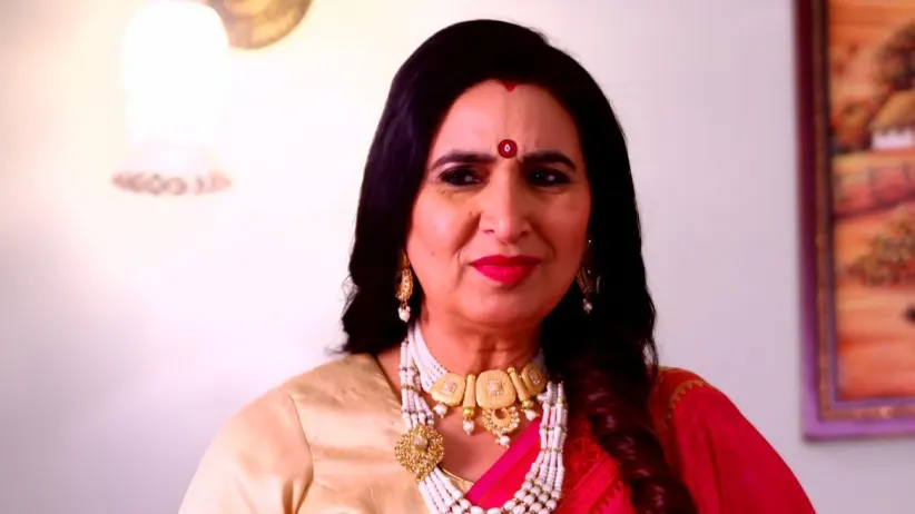 Kitty Learns about Divansh's Accident