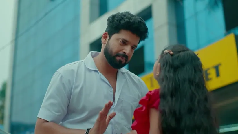 Chippy Shares Her Joy with Sachi - Mangalyam