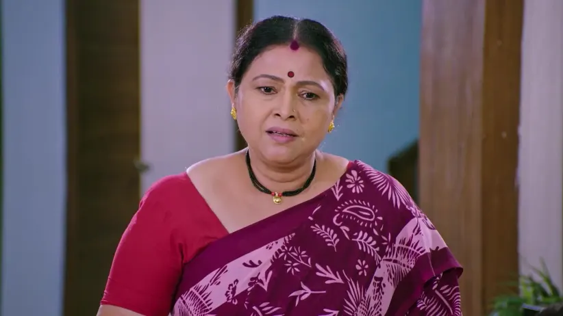 Shantamma Comforts and Motivates Jayanth - Lakshmi Nivasa