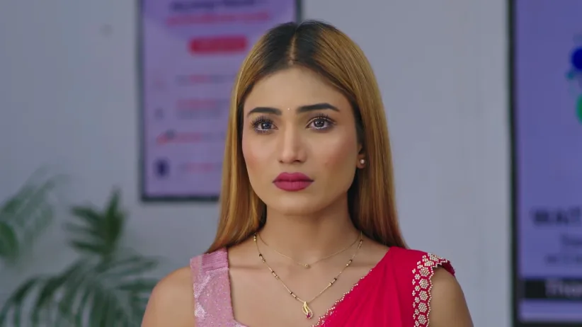 Priya Tells Paaru Not to Come Back Home