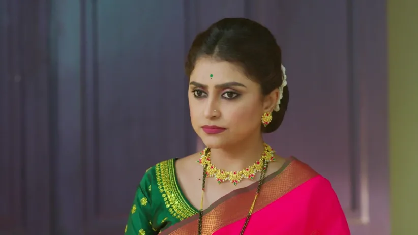 Paaru Goes to Nagpur for Her Exam