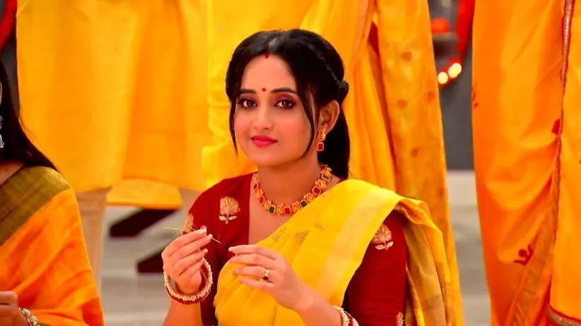 Siddhartha Does Mithai’s `Hatekhori’