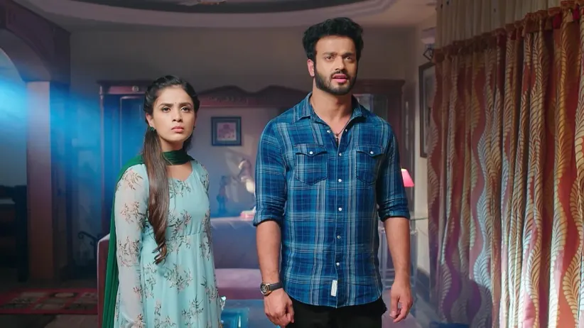 Amar Asks for a Promise from Radhika