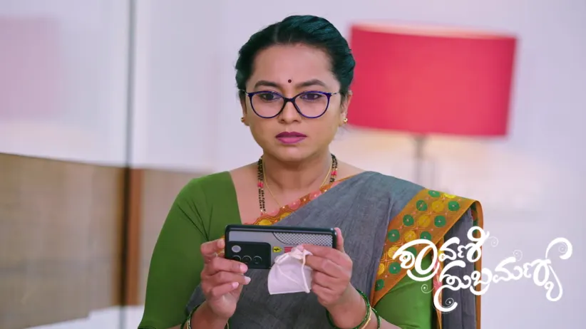 Nandini Steals Vijaya’s Phone