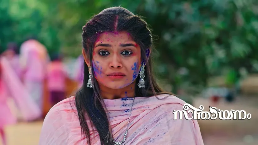 Charu Learns of Sreeni's Love for Aadhya