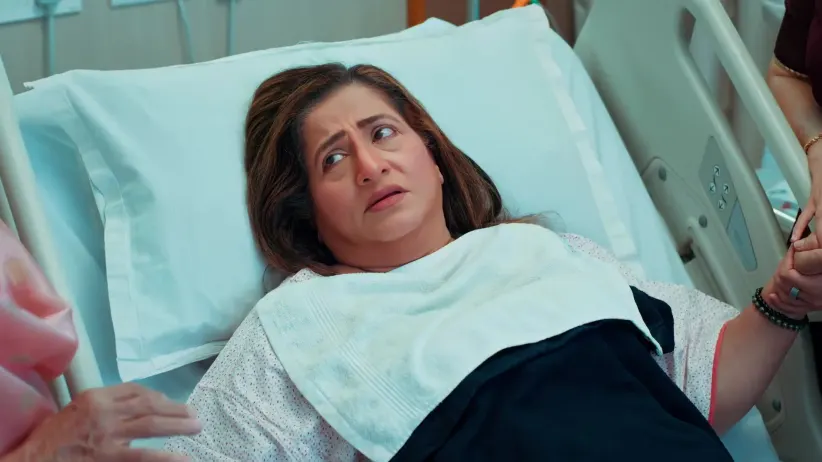 Aaji Learns about Adhira's Return - Veen Doghatli Hi Tutena
