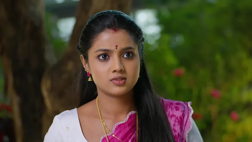 Paru Plans to Frame Ganga in a Drug Case