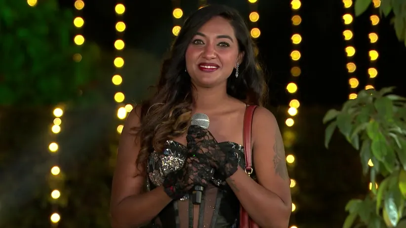 Halli Power - January 03, 2026 - Webisode