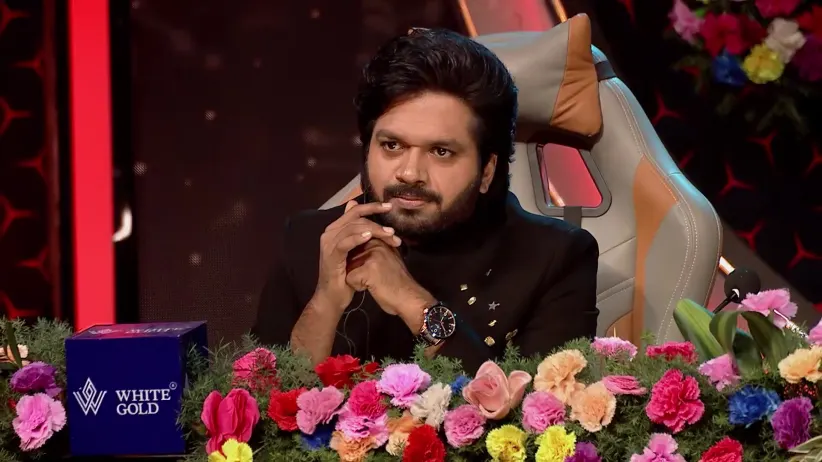 Varunavi's Surprise Gifts for the Judges