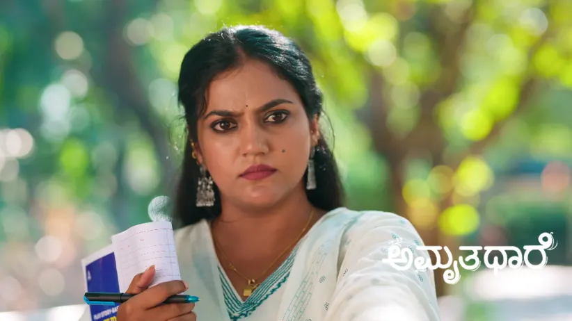 Sunil Falls in Love at First Sight with Malli