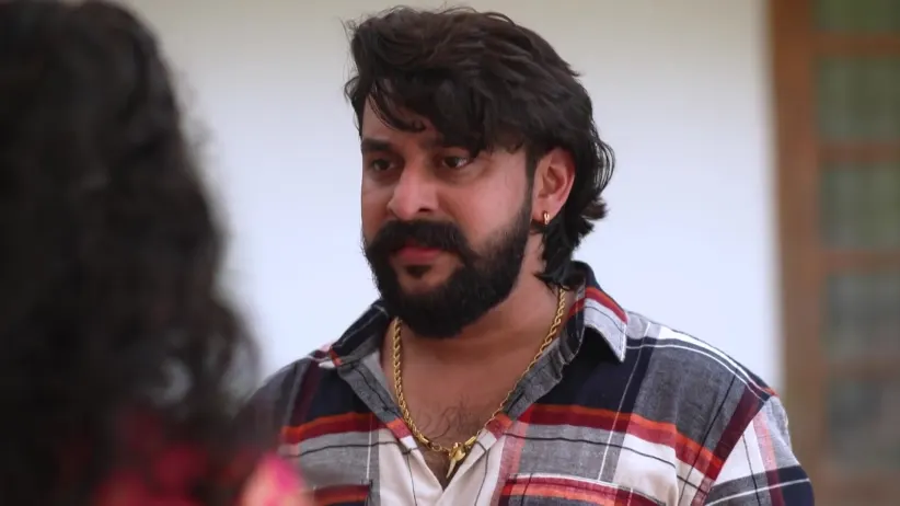 Yohannan Threatens Sivan - Kudumbashree Sharada