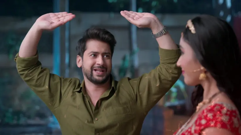 Jeetu Asks Latika to Find Lattu and Bring Him Back - Gharwali Pedwali