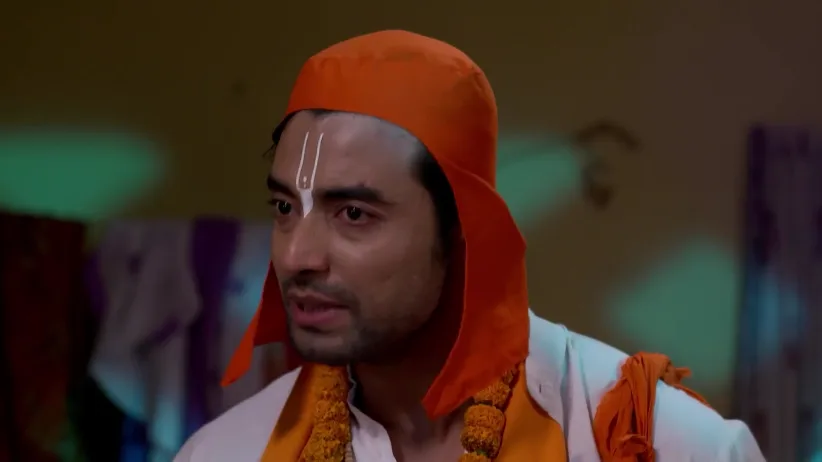 Shyamoli Helps a Woman - Mana Rahigala Tumarithare