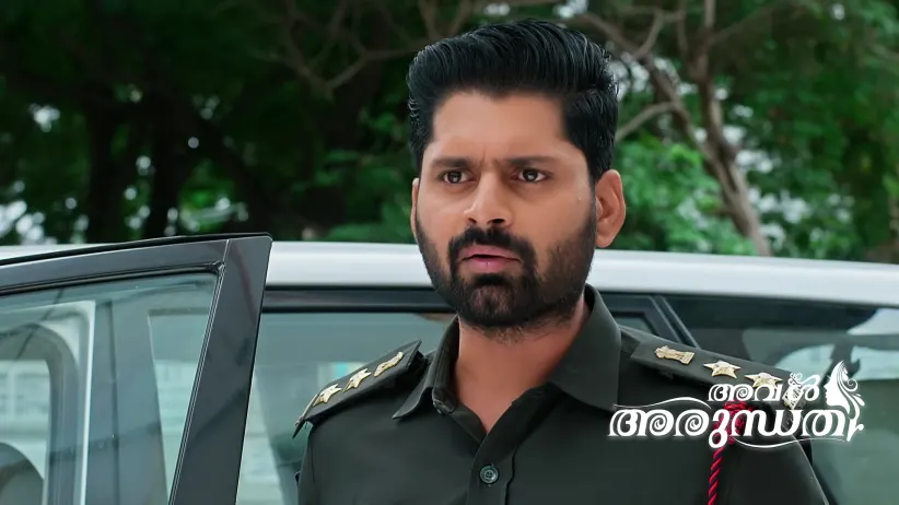 Parvathi Stops the Kids from Eating