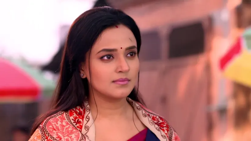 Nandini's Men Knock Out a Victim