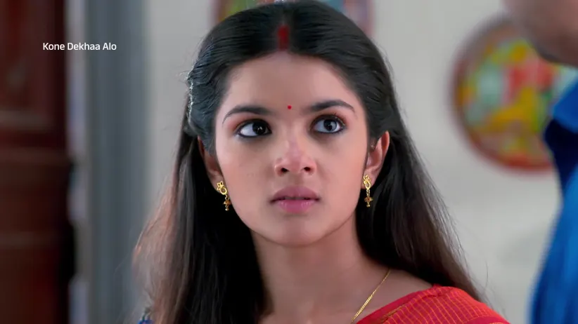 Lajbonti Arrives at Anubhab's House - Kone Dekhaa Alo - Promo