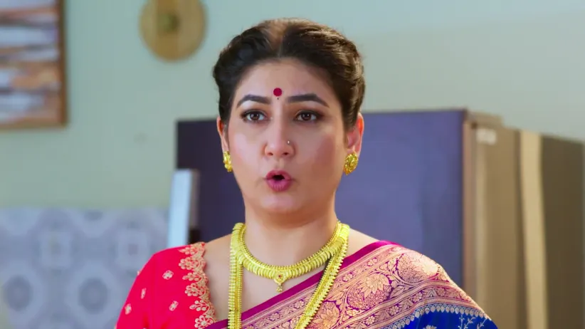 Ahilya Devi Scolds Paaru - Paaru