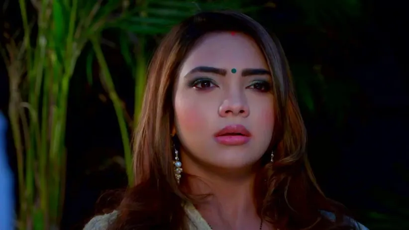 Prachi Kick-Starts Her Plan