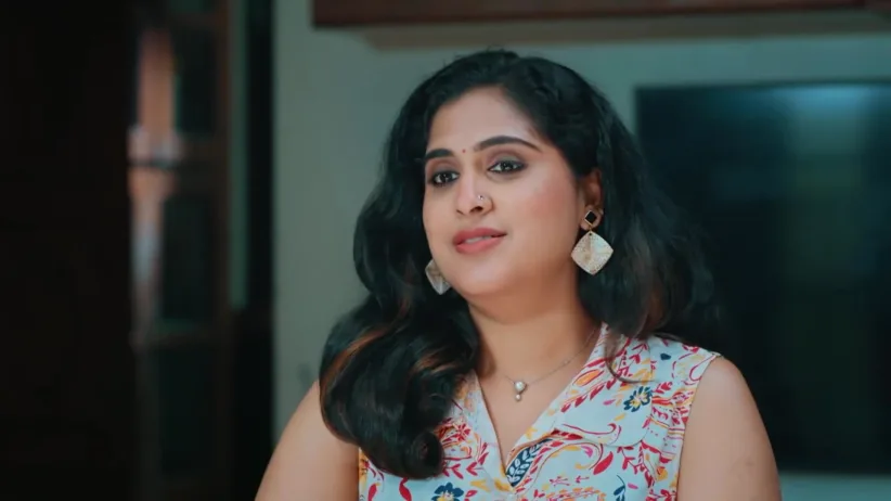 Priyanka's Uneasiness - Snehapoorvam Shyama