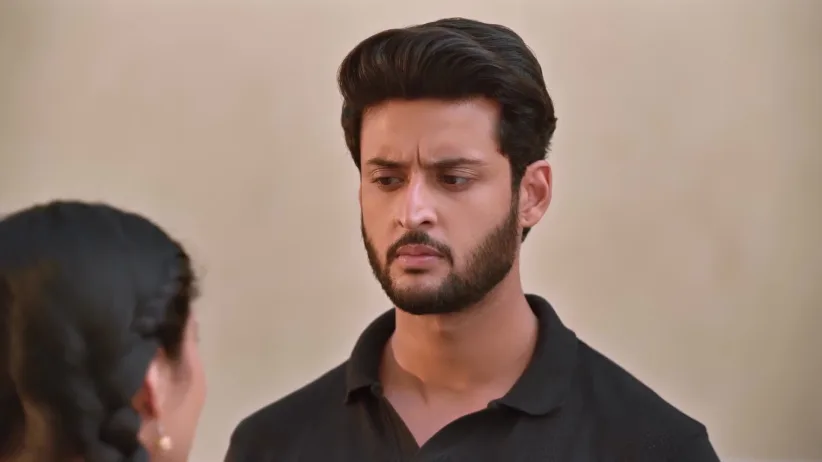 Ved Encourages a Broken Saru - Saru