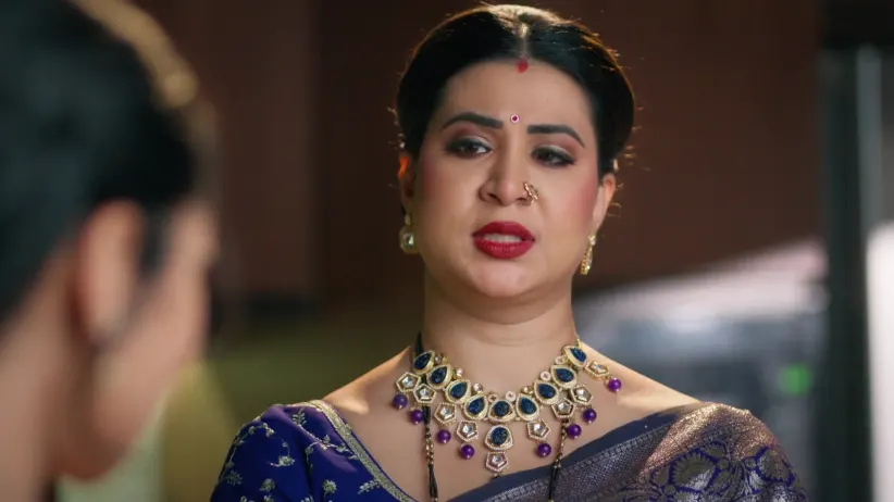 Chandrika Decides to Help Vasudha Get Justice - Vasudha